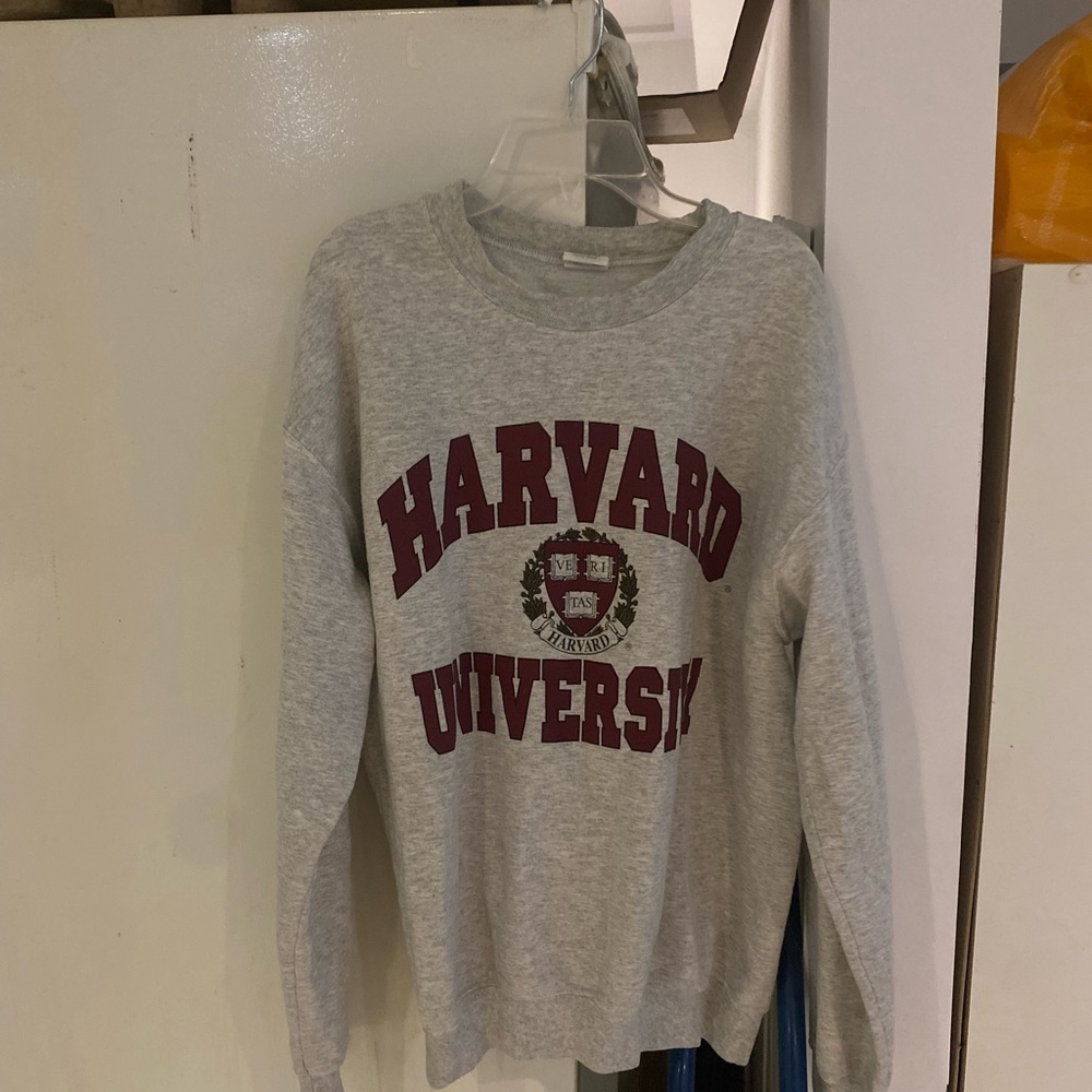 Gildan Gray Harvard University Sweater
